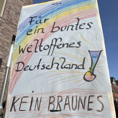 Klare Kante gegen "Rechts"